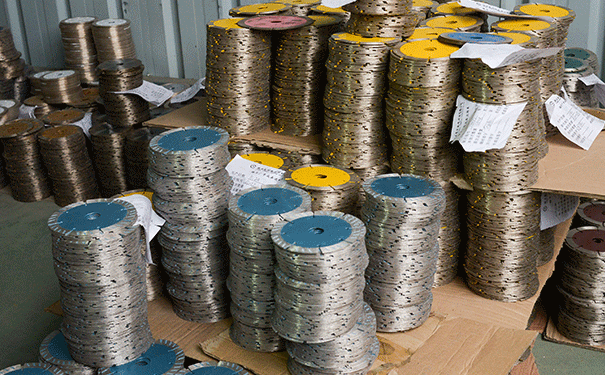 金剛石切割片生產(chǎn)廠家必備的“品德” 金剛石切割片生產(chǎn)廠家必備的“品德”